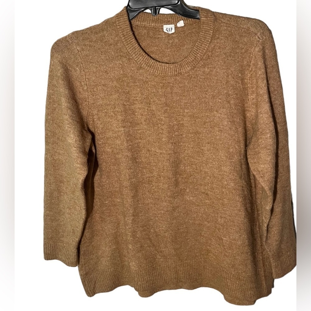 GAP Women’s Crew Neck Spandex Blend Sweater